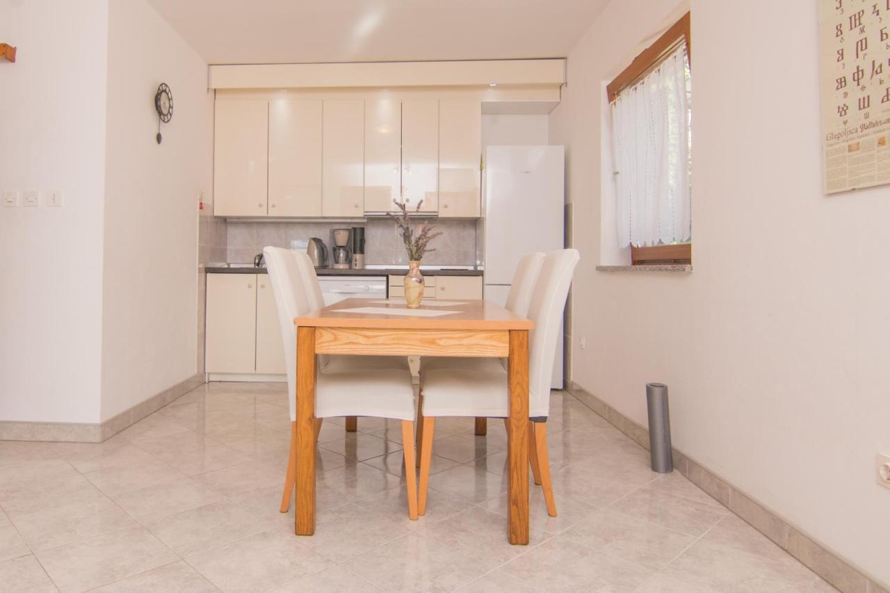 Apartmani Villa Kalinic نجيفيش المظهر الخارجي الصورة